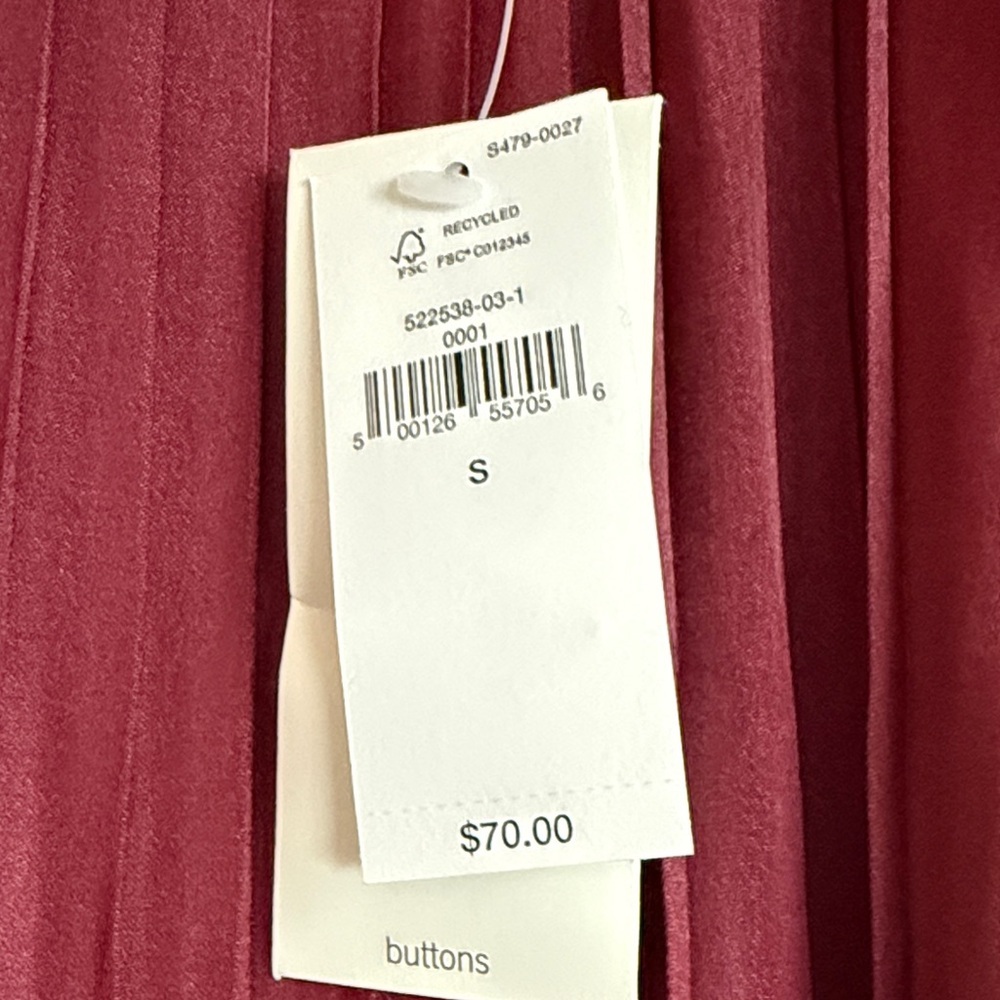 Banana Republic Deep Red Sleeveless Blouse - Picture 3 of 3